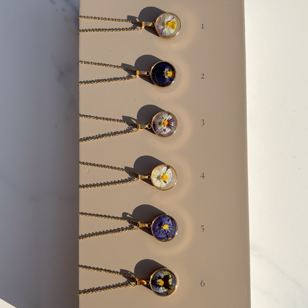 Droogbloem ketting viooltjes