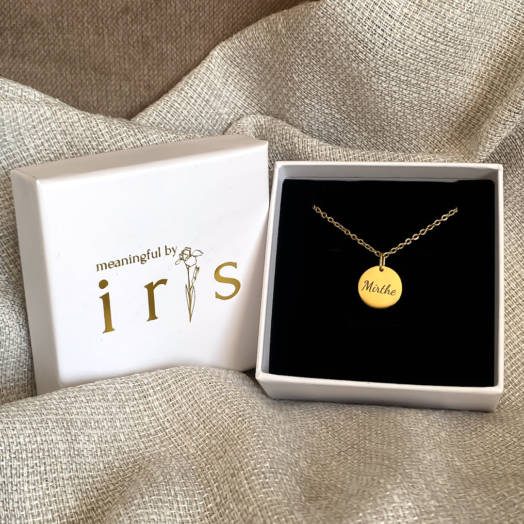 Gegraveerde kinderketting