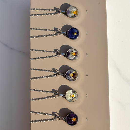 Droogbloem ketting viooltjes