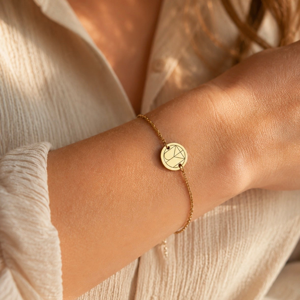 Geometrische lijntekening armband i.s.m Rian