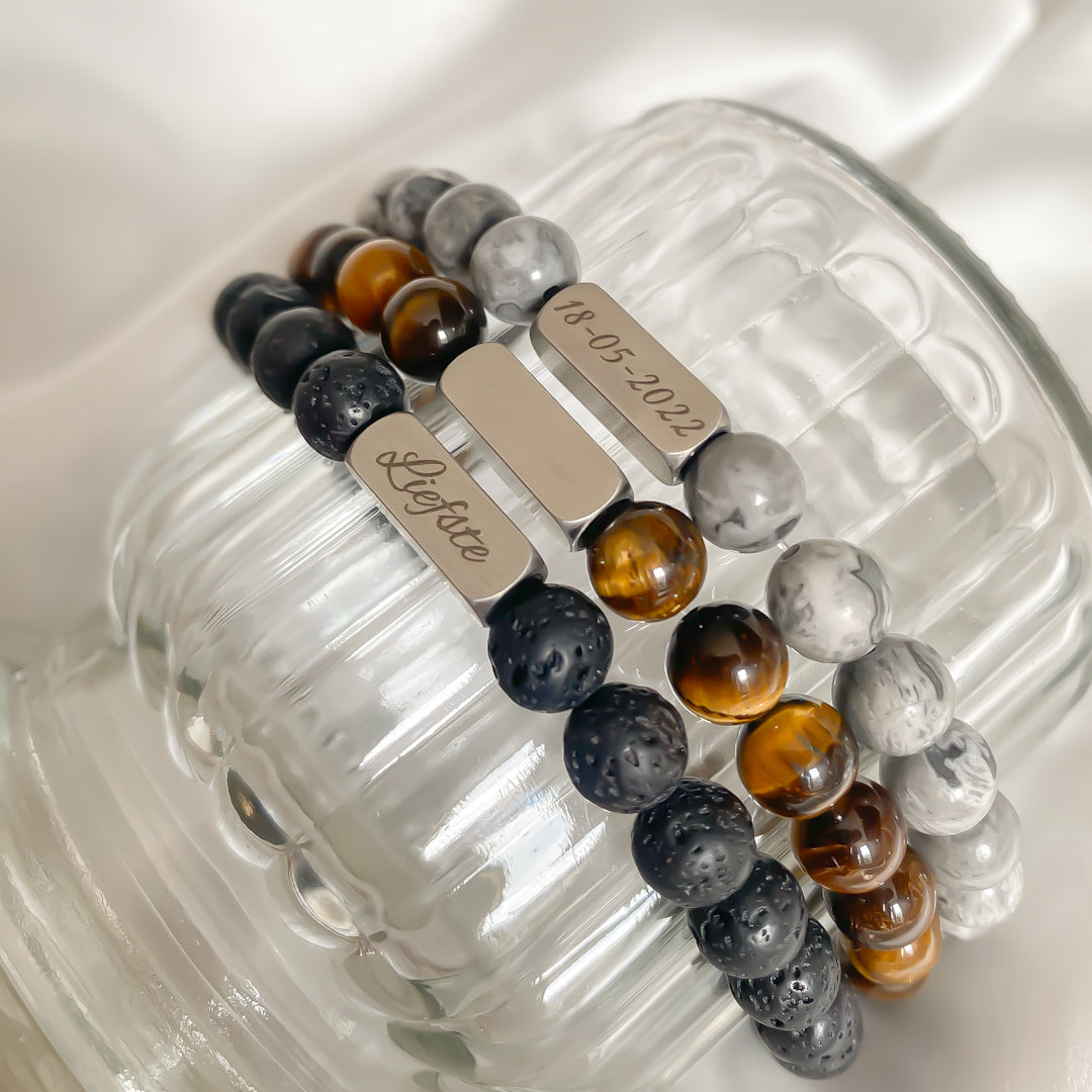 Man - gegraveerde natuurstenen armband